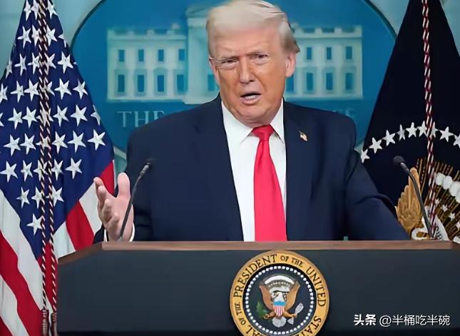 金毛的麻烦来了：波斯圣火令，追杀的不只是一个人！
我感觉“金毛”的大麻烦，终于来