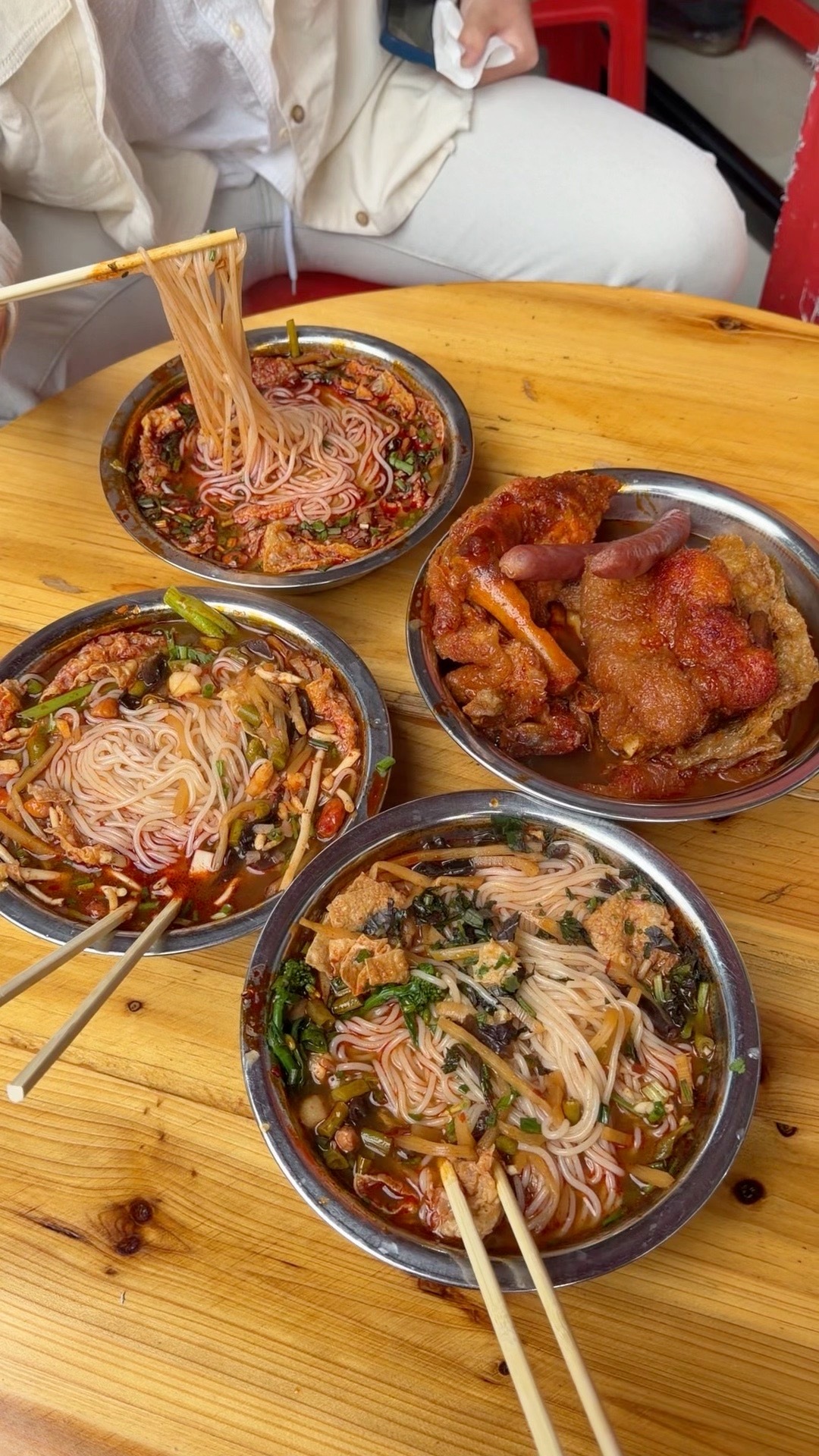 周末活动 送我旧手机给免费黑奴 顺便吃个粉～ 