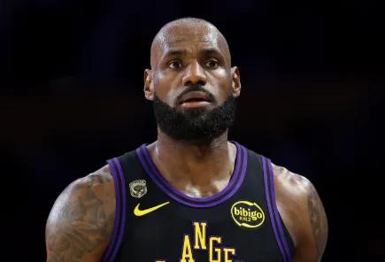 湖人高管：早有预感詹姆斯会走，但好在东契奇和里夫斯还在
08月03日讯，近日，篮