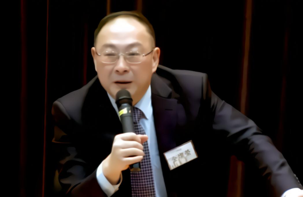 别上了他们的当！
 
金灿荣教授：到了今天，还有一些“大聪明”认为，中国人口少出