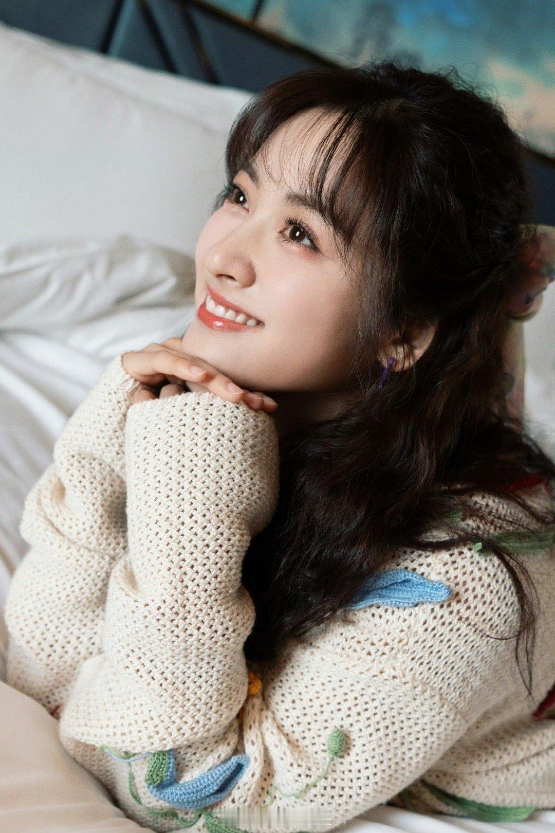 #沈月遇事不决找李雪琴#沈月李雪琴两个infp小蝴蝶的友情，Infp一般都喜欢艺