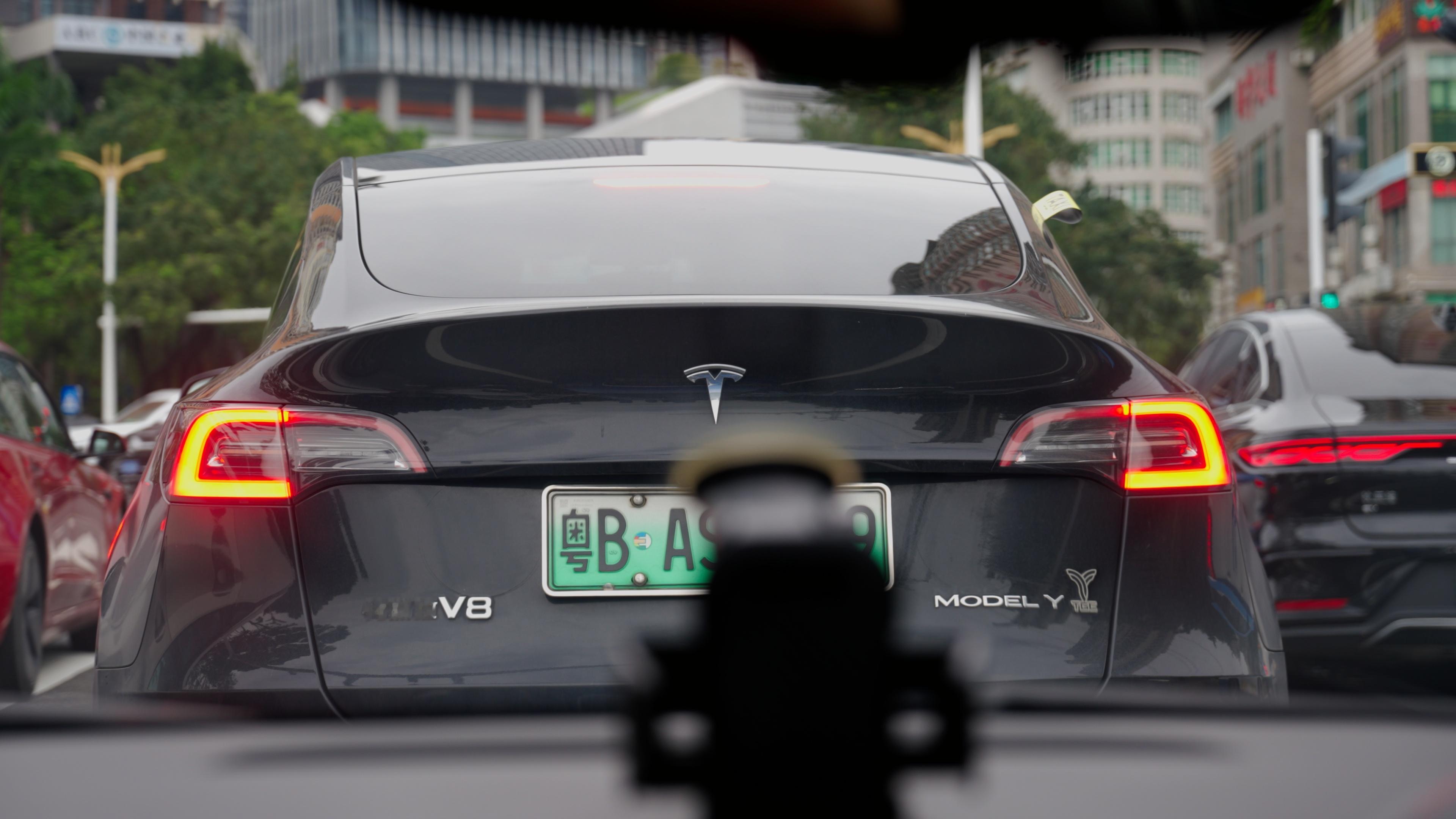 开电车不会影响我们对V8的向往好多车anycar汽场全开 ​​​
