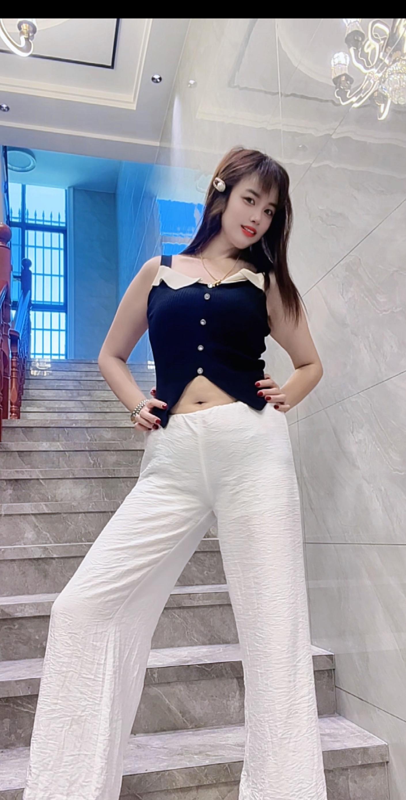 有些人与事，是你必须要路过的驿站，好坏，成败，聚散，爱恨，都无所谓，它...