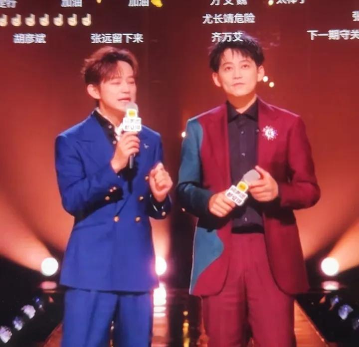 仅个人主观预测今晚《歌手》排名，纯路人观感，不喜勿杠！第一名凡希亚完全断层领跑，