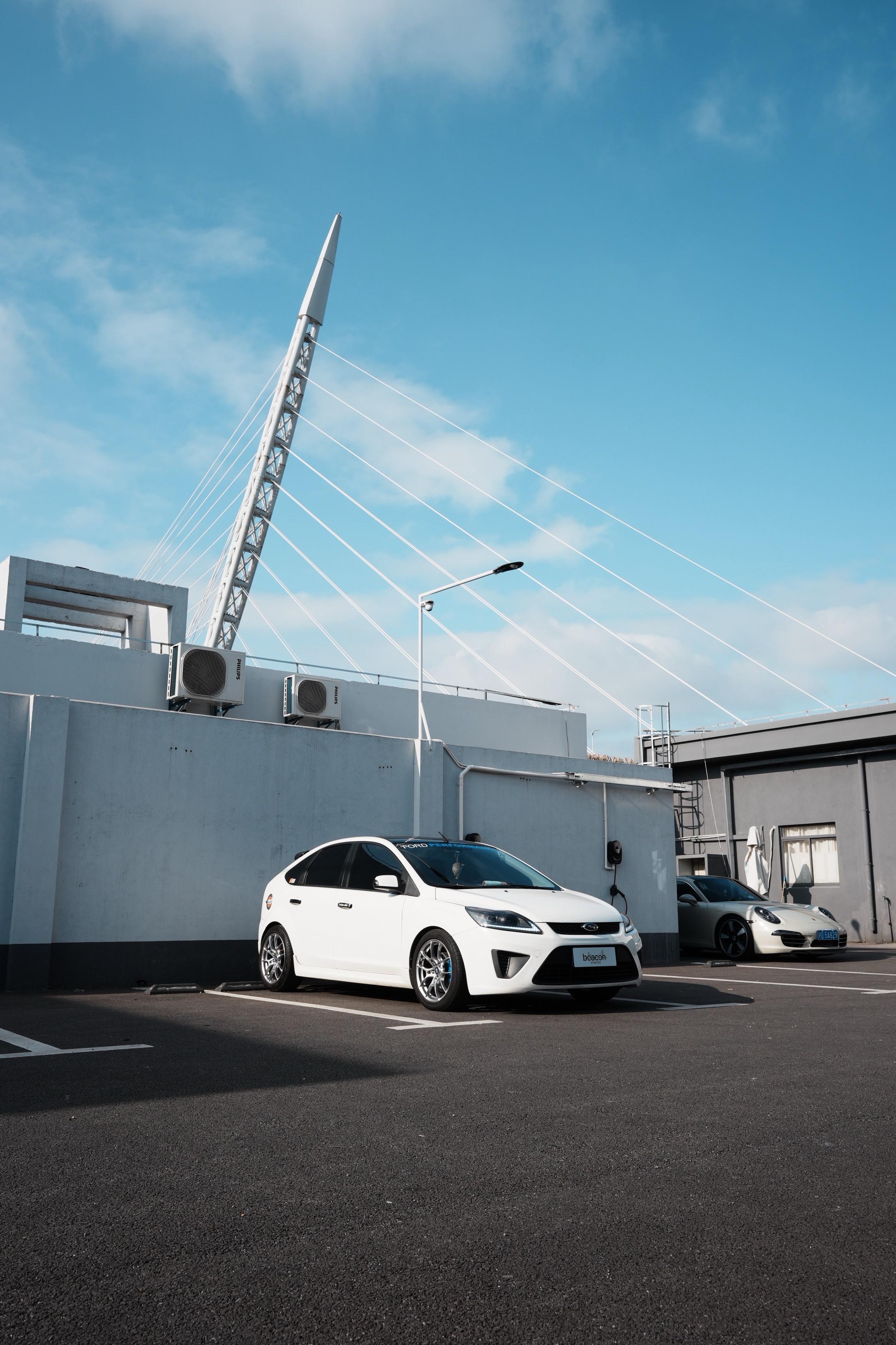 被福特官方以《经典》冠名的一款福克斯：MK2福克斯自 05 年上市，直...