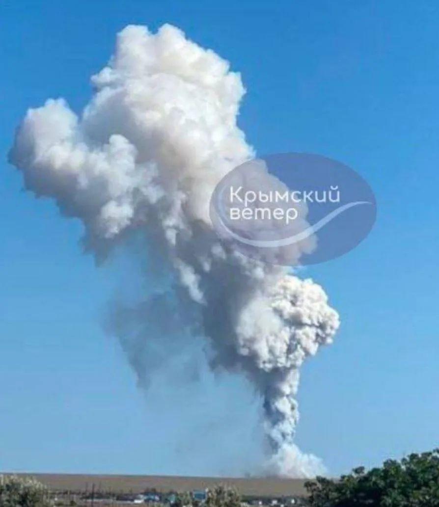 8月23日，乌军南部军区发言人胡梅纽克称，不仅俄罗斯S-400“凯旋”防空导弹系