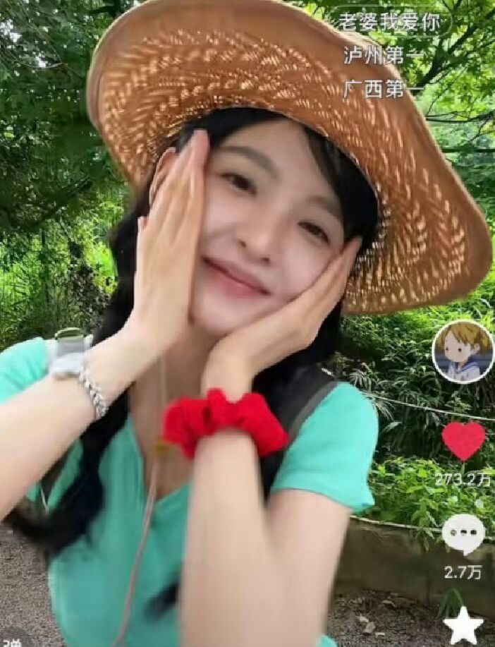白鹿和章若楠风格视频高度相似，到底是谁在学谁 
