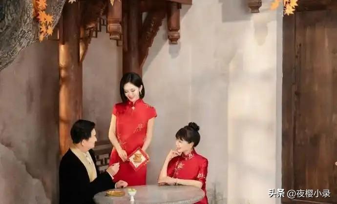 谢娜发布家庭合影：四十余年首次全家团聚！[赞][赞]