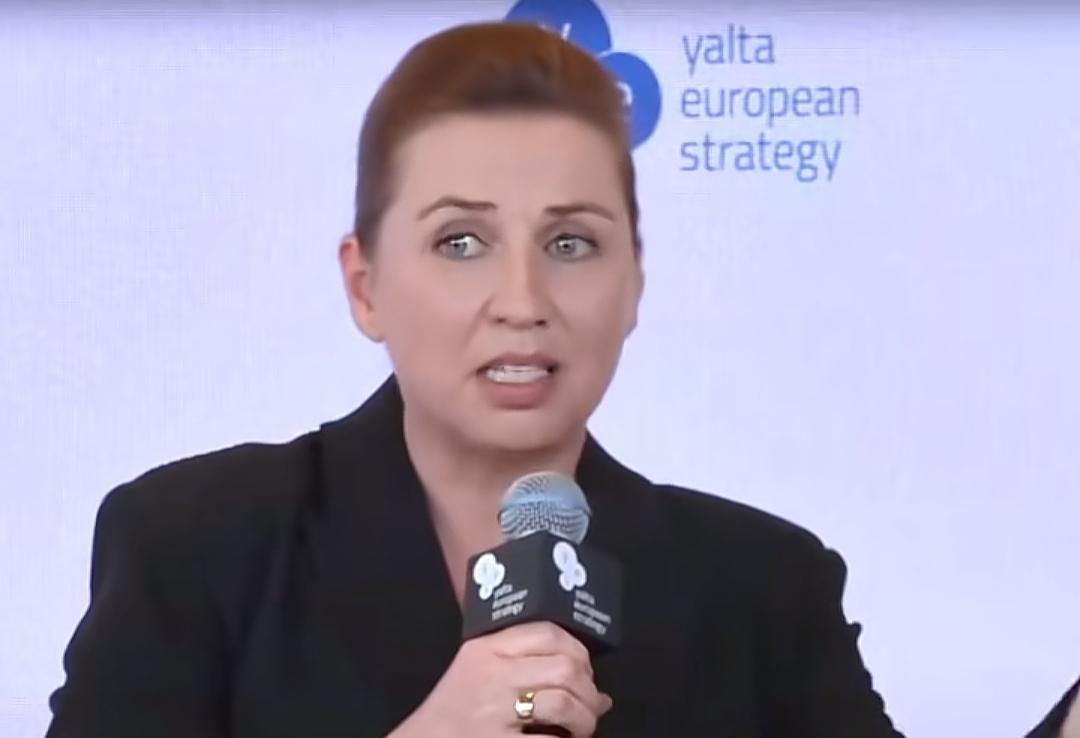 可怜之人必有可恨之处。
这话放到丹麦身上真是恰如其分。
如今丹麦被美国盯上了自家