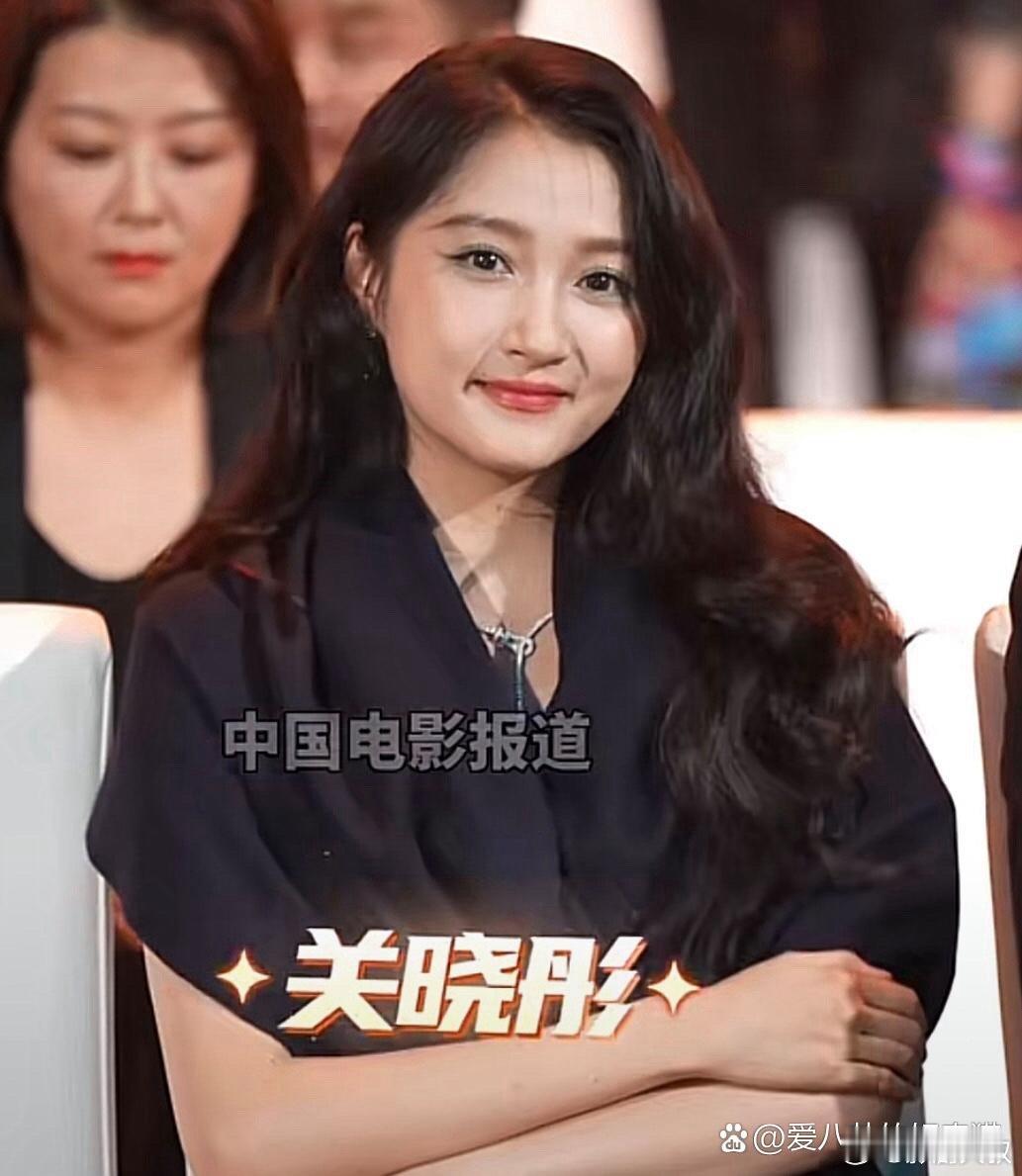 关晓彤彻底放弃身材管理！怎么胖成这样了？ ​​​
