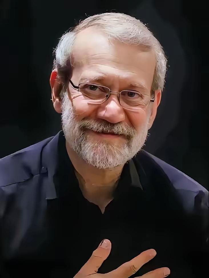 拉贾里贾尼之死，引发了普通伊朗人的强烈共鸣。他并非普通人，他本可以选择权力的舒适