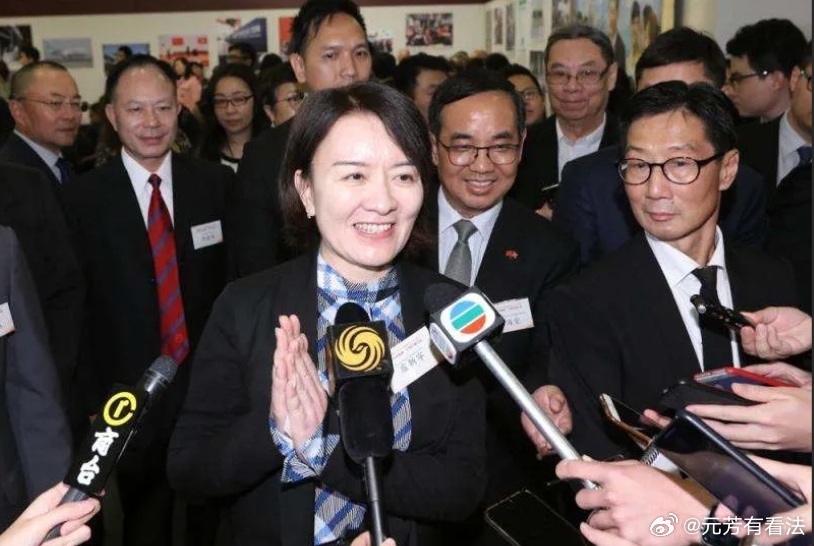“北大才女”卢新宁空降广西，出任广西壮族自治区党委委员、常委。贵为人民日报的大笔