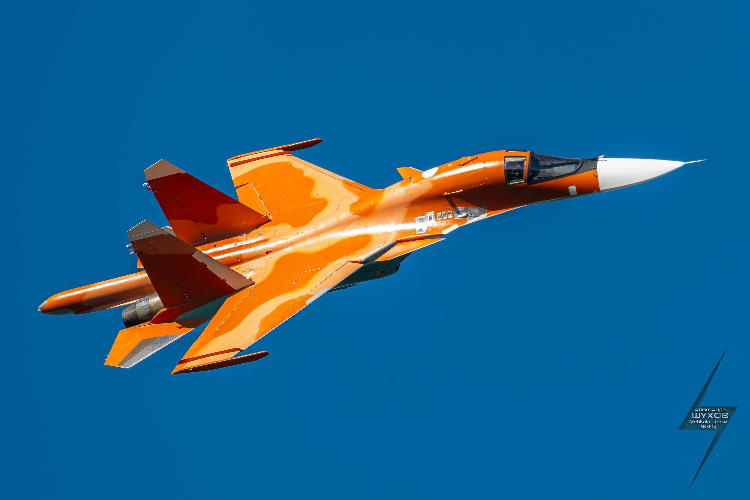 每天认识一件兵器 从最新泄露的信息来看，这东西并不叫Su-34ME，应该就叫Su