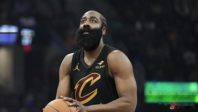 单打王为哈登鸣不平，足够伟大却承受过度批评！

近日，前NBA单打王尼克-杨在访