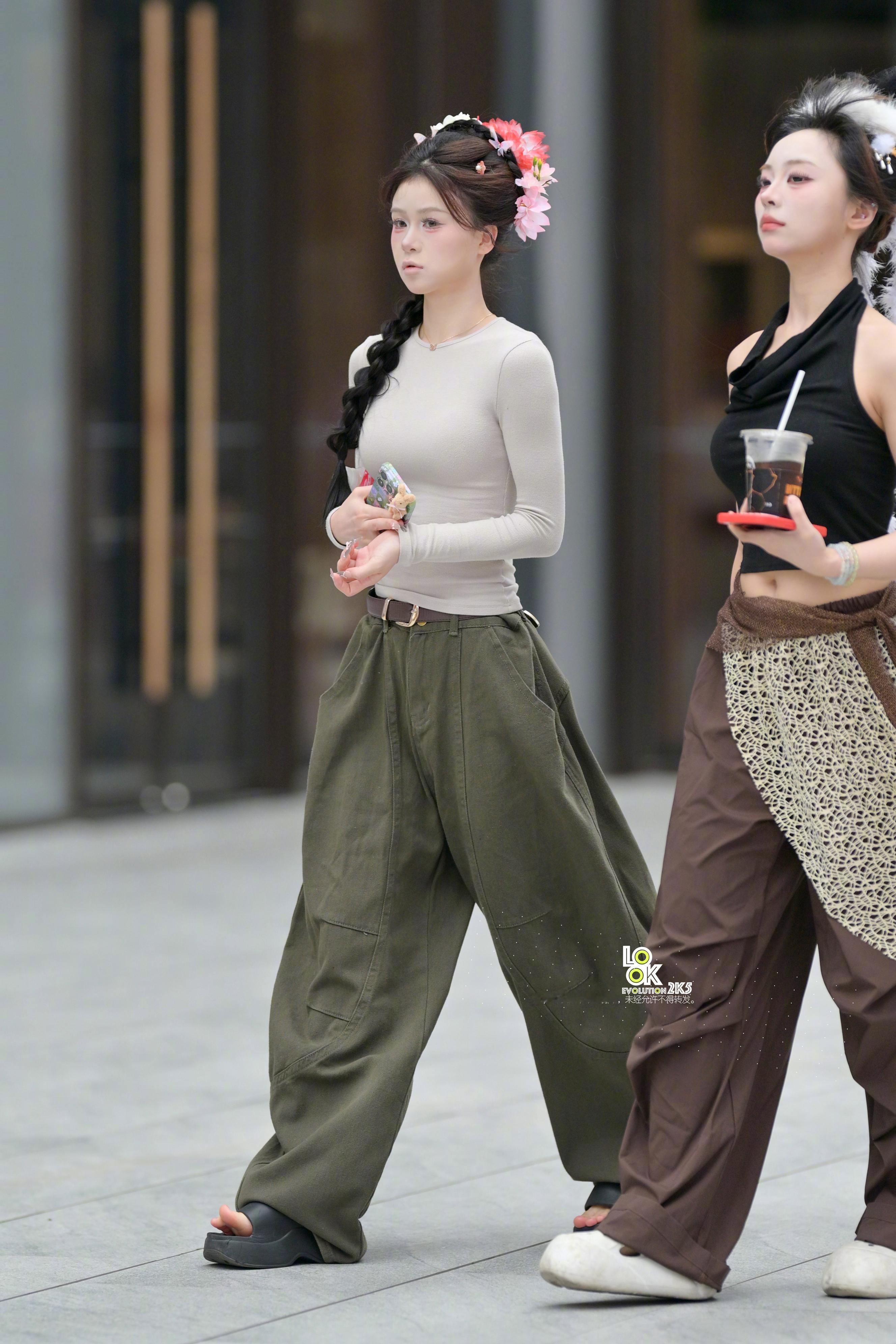 应该是播播间的小姐姐下班了 ​​​