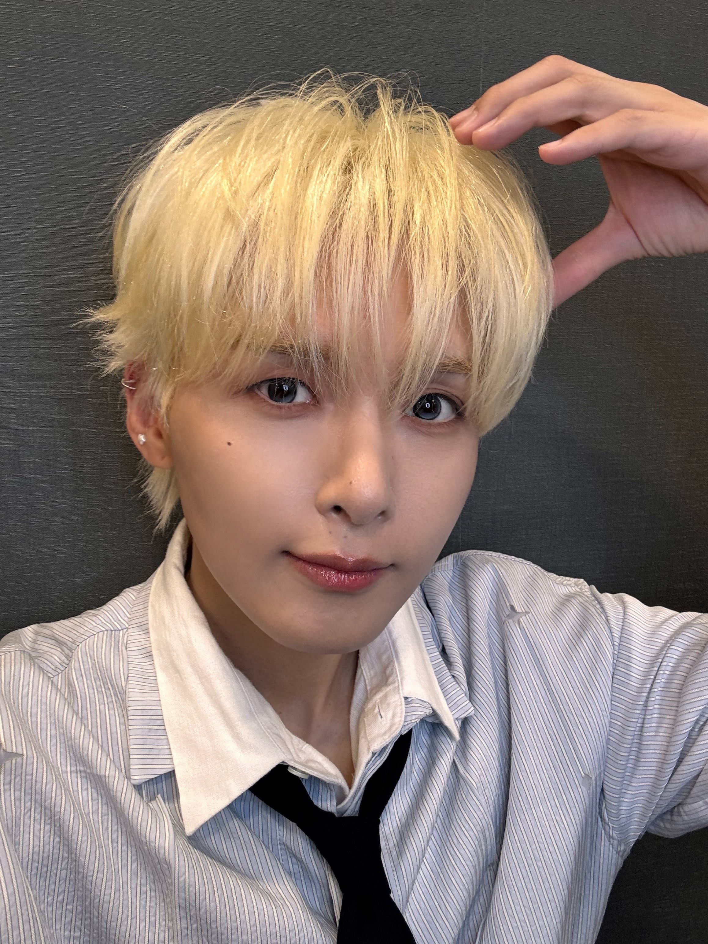“CB百蓝_。260625 官号更新金厉旭 相关：I am still here