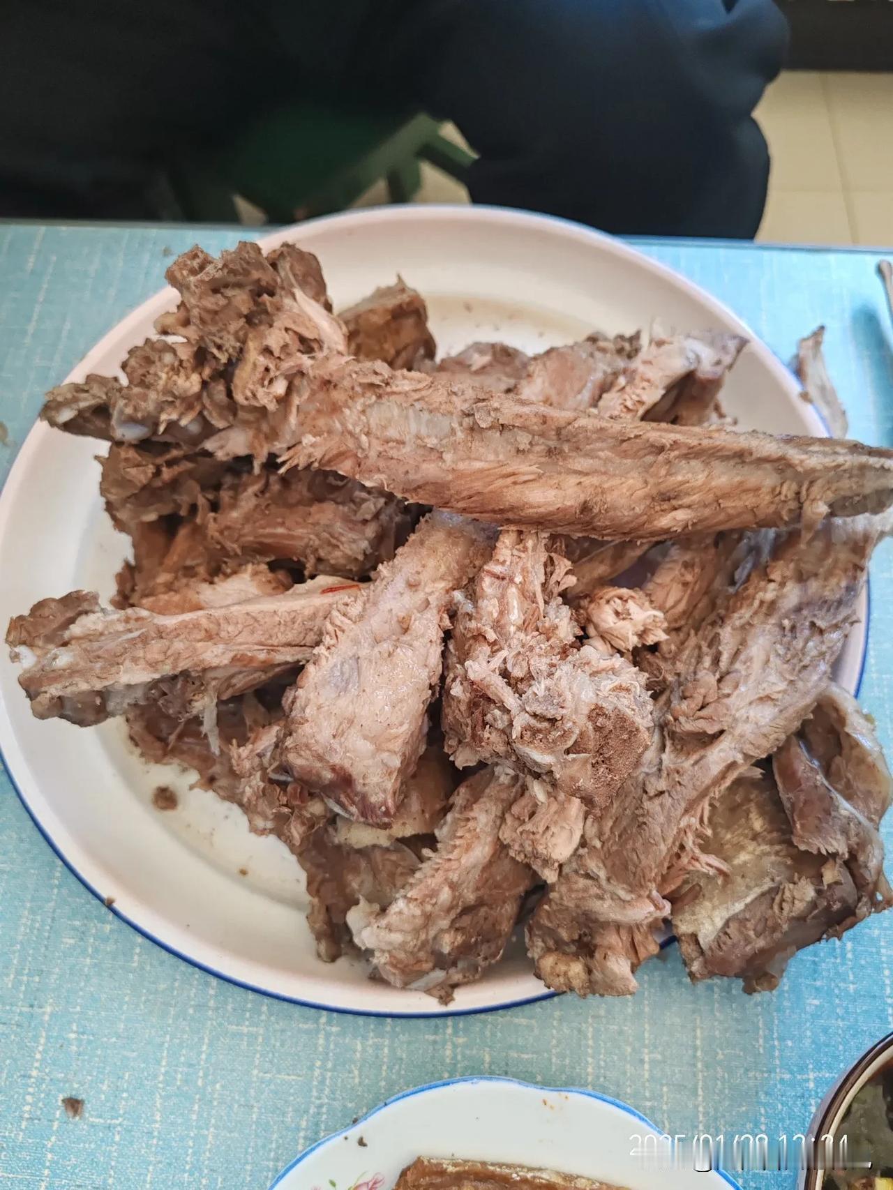 除夕煮排骨，吃肉肉！好大一盘排骨肉