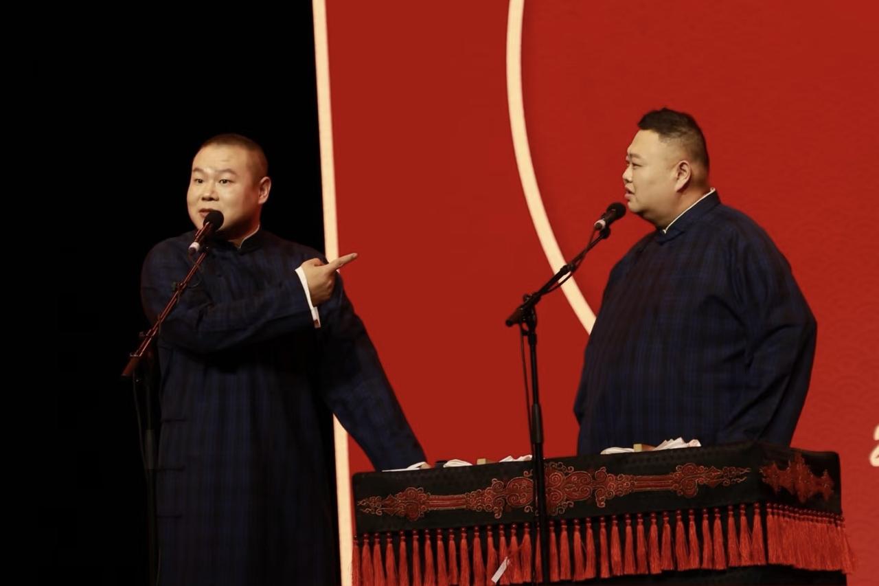 岳云鹏，

你说说你这是干嘛，

前几天看你演唱会时候还在感叹，这岳云鹏留头发后