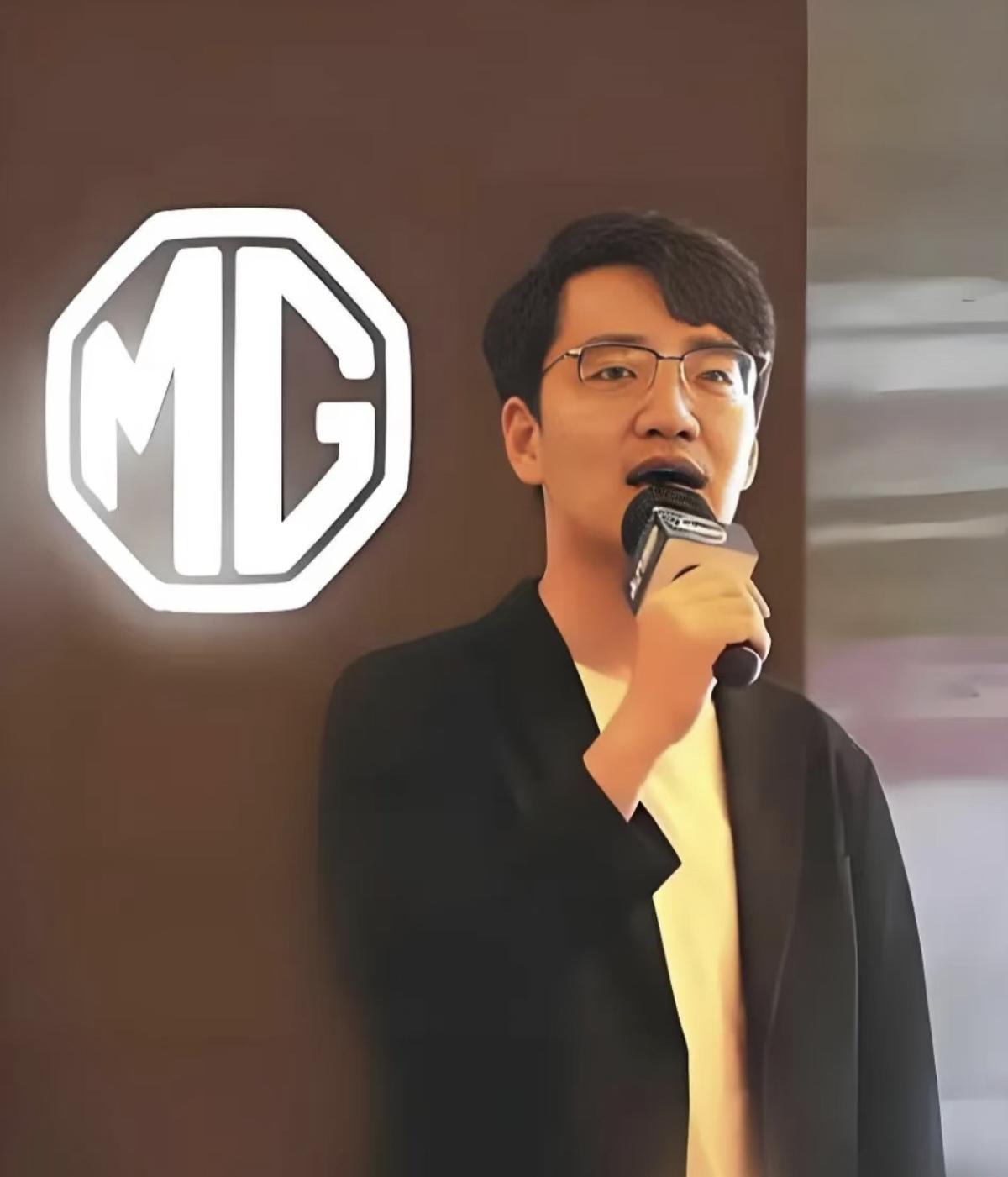 上汽名爵MG事业部总经理陈萃，因新车MG07外观陷入抄袭争议，推出个人说唱MV《