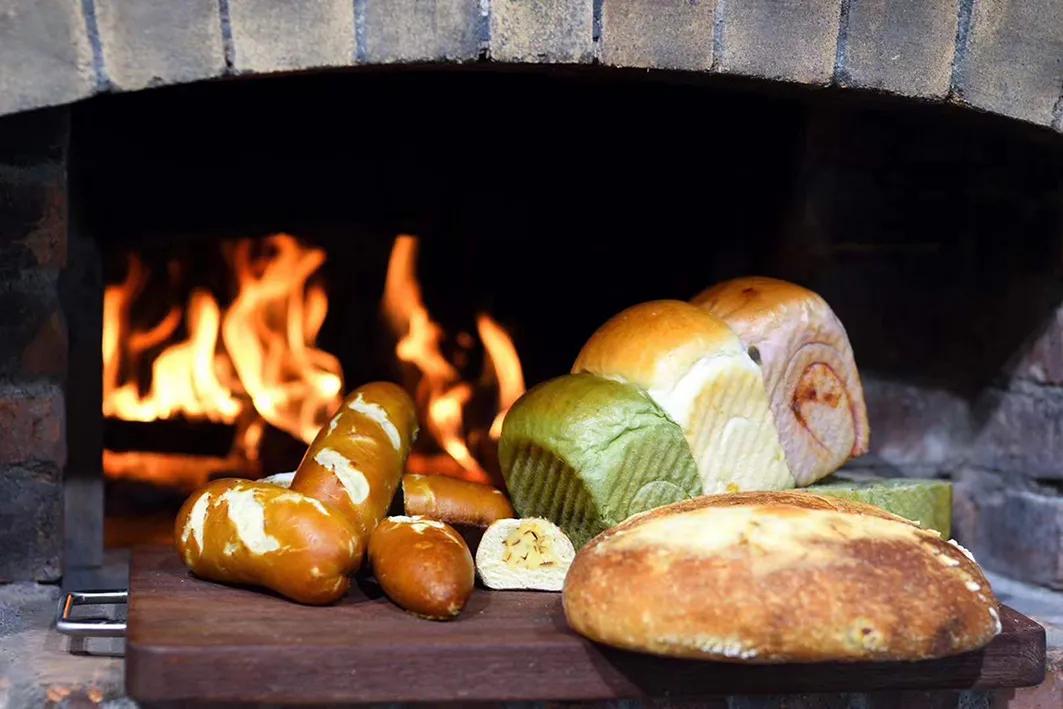 乡村妇女的蜕变，从蒸馒头到面包师 ？

在飞鸟与鸣虫农场，最动人的故事莫过于那些