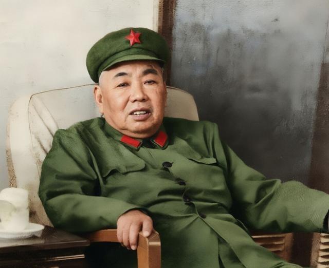 1974年秋，开国上将许世友在 广州军区 司令员任上，家乡公社书记刘正普专程到广