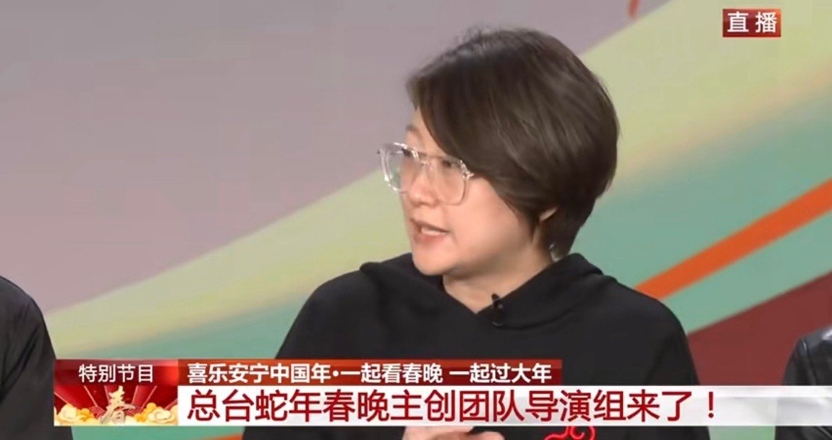导演组回应沈腾马丽小品没演完 可能留了小心思，今年没看够，明年继续！ 