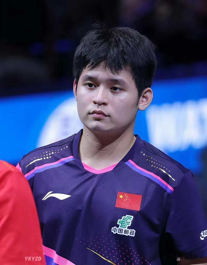 王皓咋想的？不是说林诗栋有伤吗？怎么连400分的常规赛都打？

这符合林诗栋世界