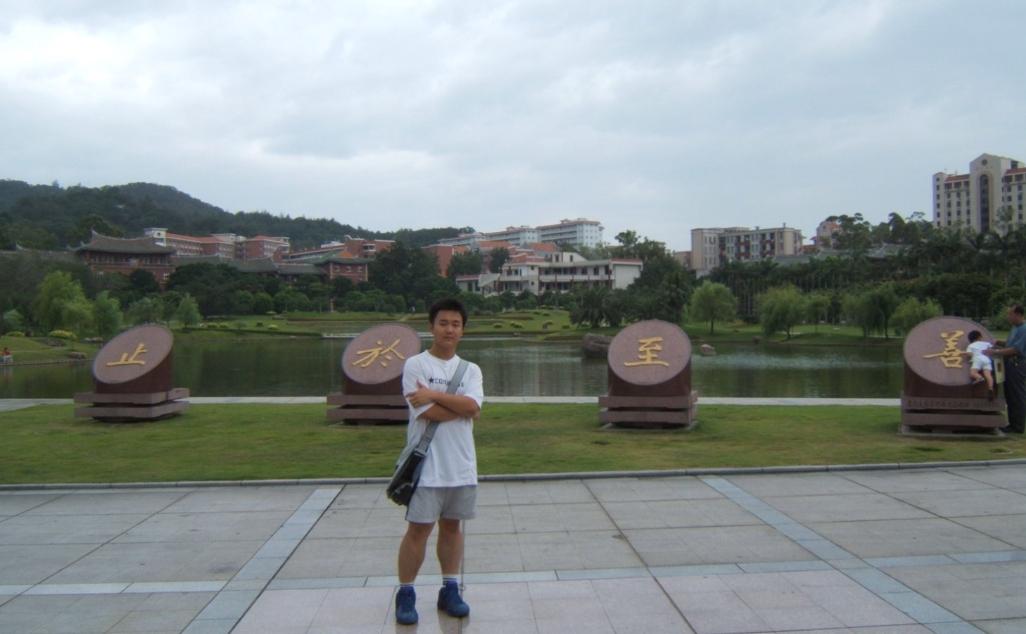 2005，2013，2025，转眼高考已经过了20年。高考的确是人生路口，但是绝
