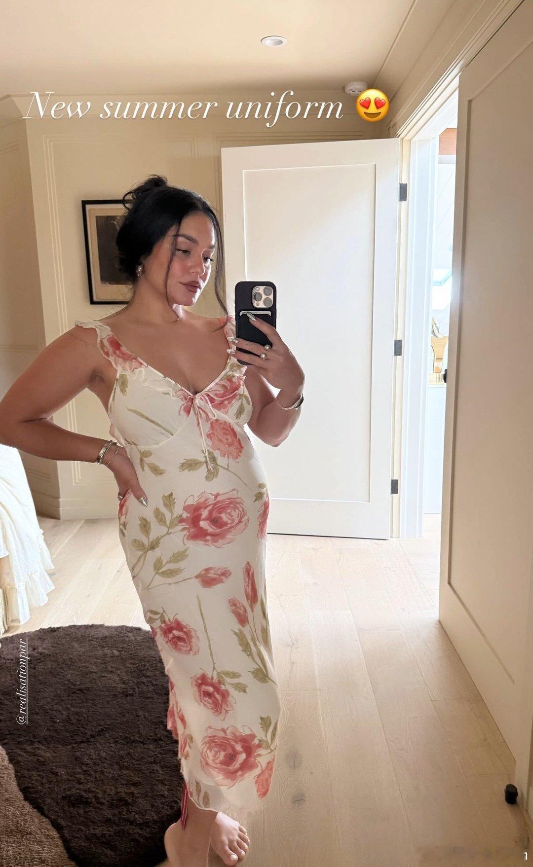 Vanessa Hudgens凡妮莎哈金斯晒新私照，分享她的二胎孕期动态 ​​​