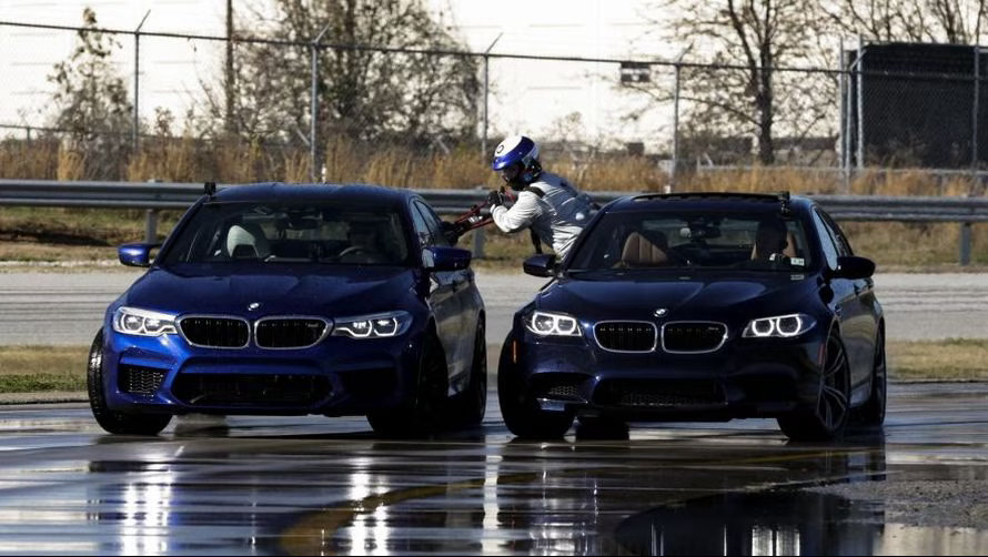 小鹏创造了一个连续漂移1小时33分钟、里程73.549公里的电动汽车最长连续漂移