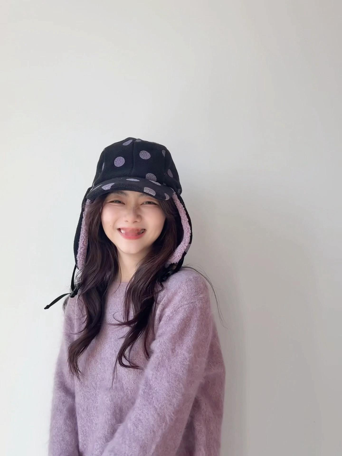 谭松韵谭松韵爱老己呀她说“爱老己呀”，一下子就被戳到了。不是口号，是松弛。不是营