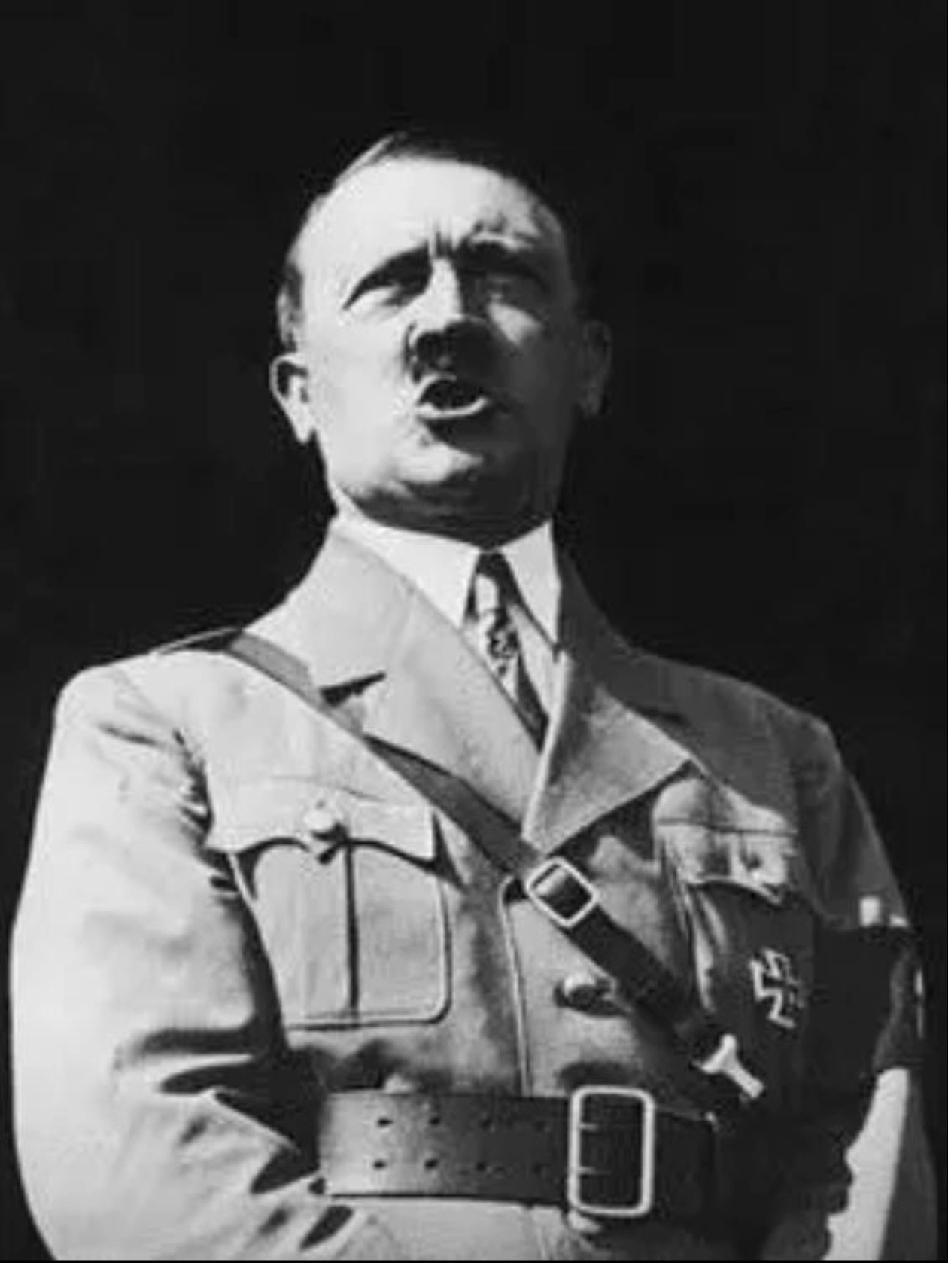 能深刻改变这个世界的，要么是疯子，要么是天才。