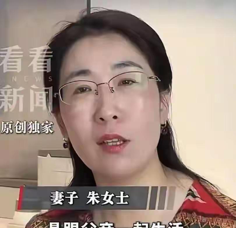 让"出轨入刑"的呼声从情绪宣泄变成立法势能，靠的不是喊口号，而是把模糊的愤怒拧成