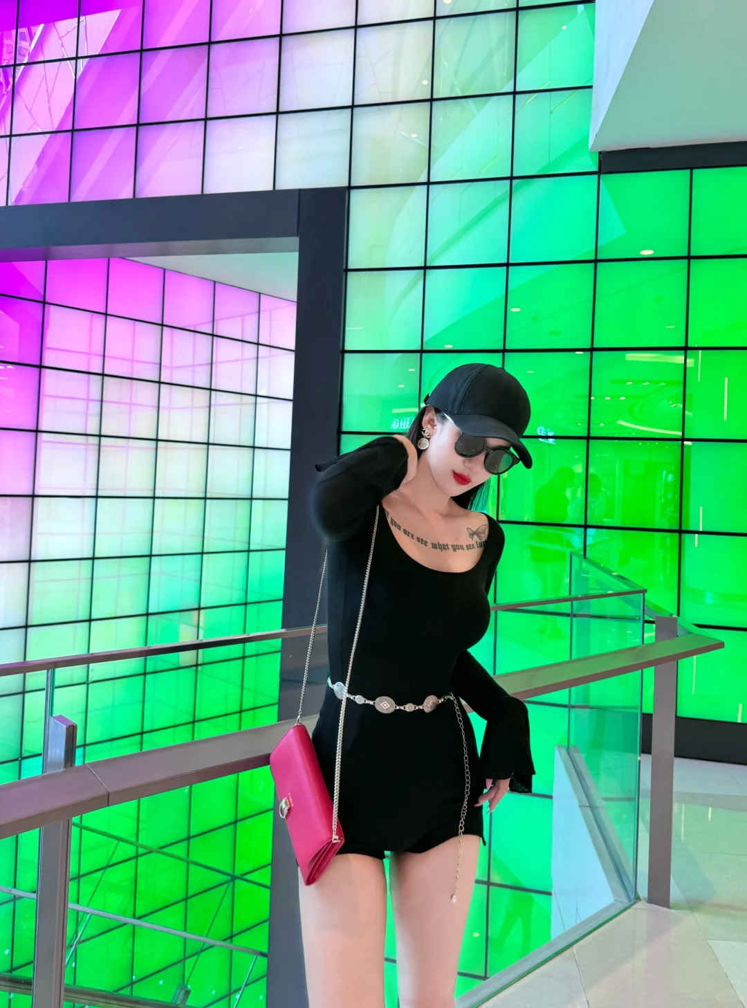 做梦都想练成酒杯腿