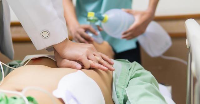 性猝死，这个让人震惊的话题，常常令人心生恐惧，但它却是一个无法忽视的现实。很多人