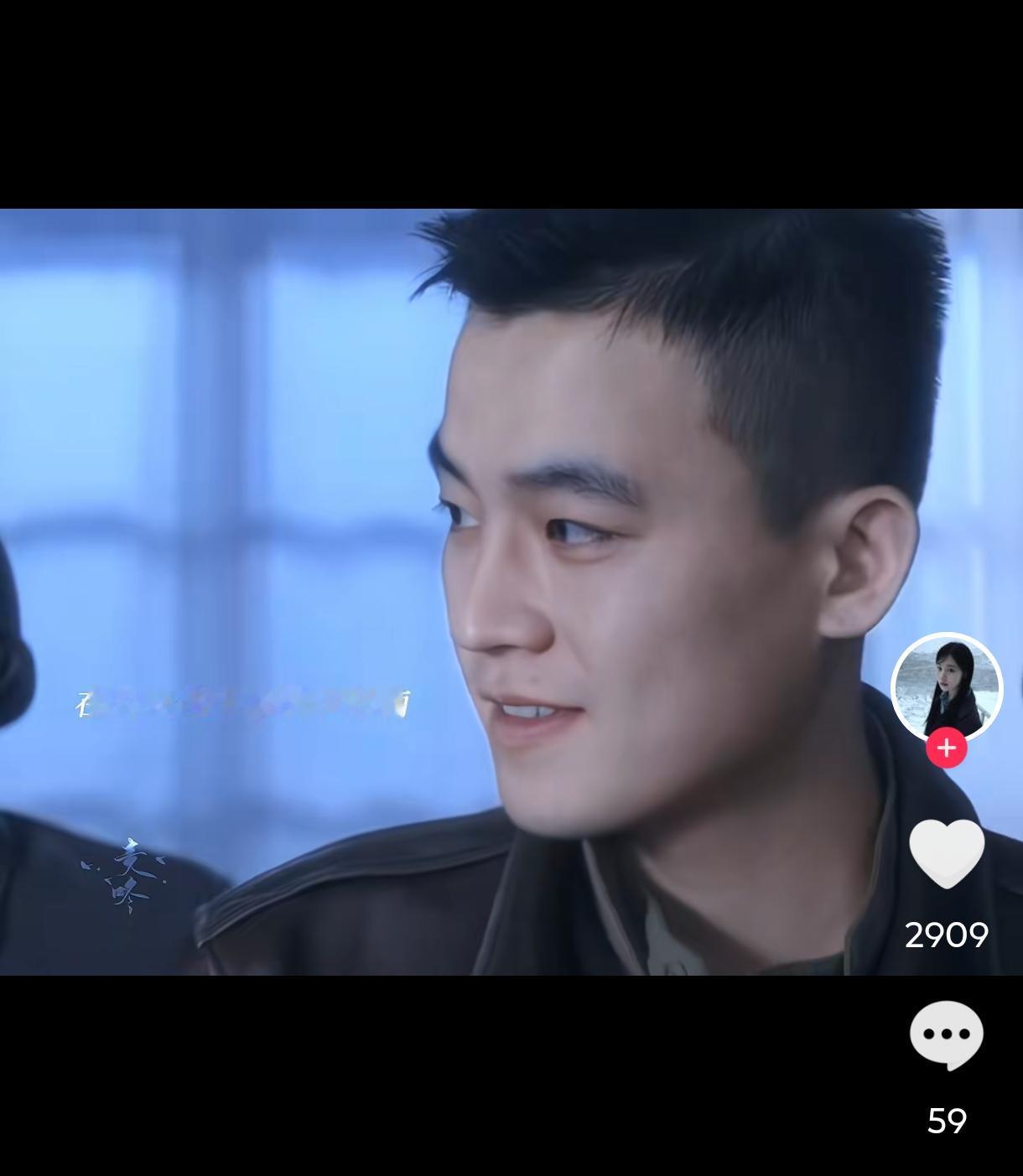 如何评价欧豪《前夜》中，欧豪在军事法庭上看向张慧雯的这一眼，换谁是女主谁能不心碎