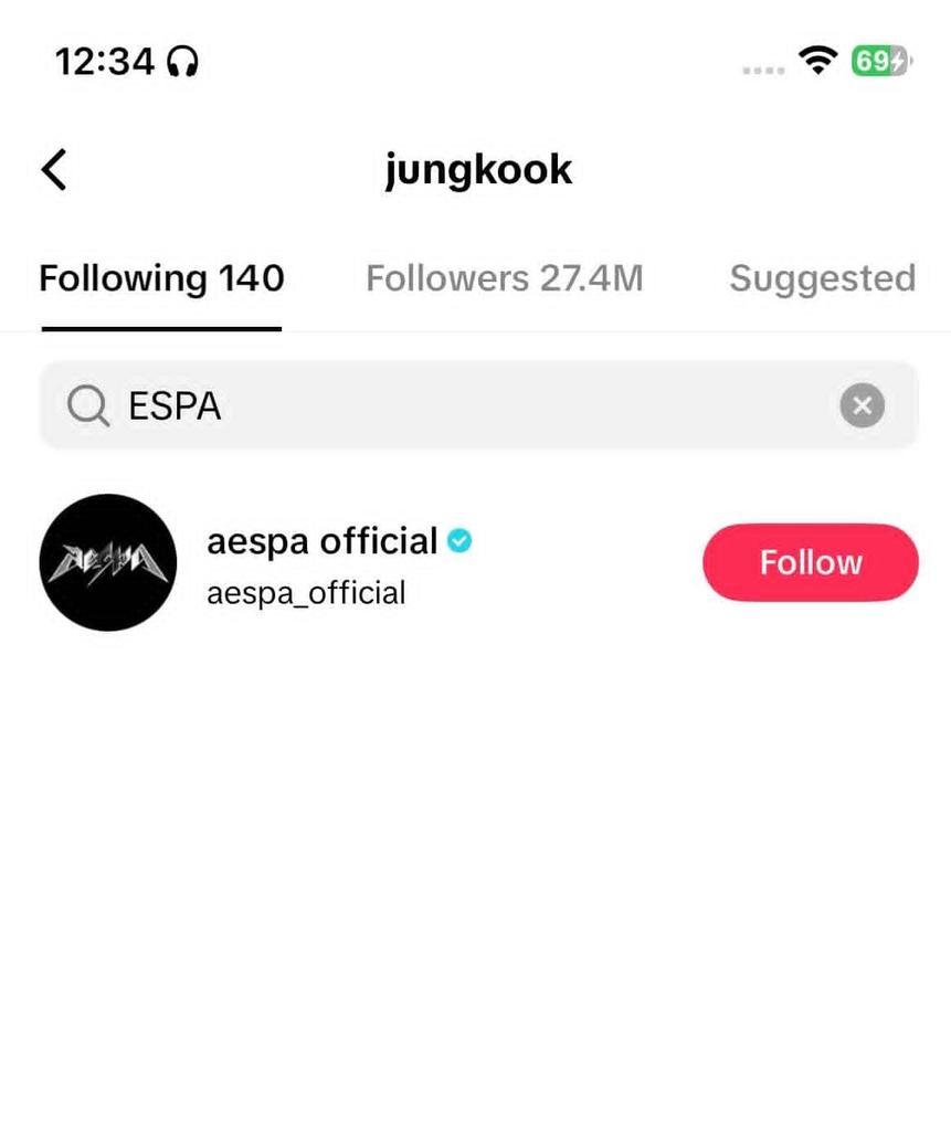 【twi】田柾国今日突然关注aespa的账号 