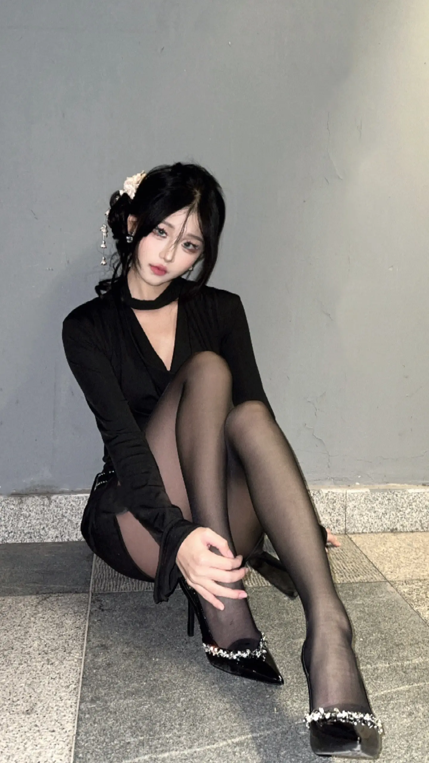 硬照配硬曲。