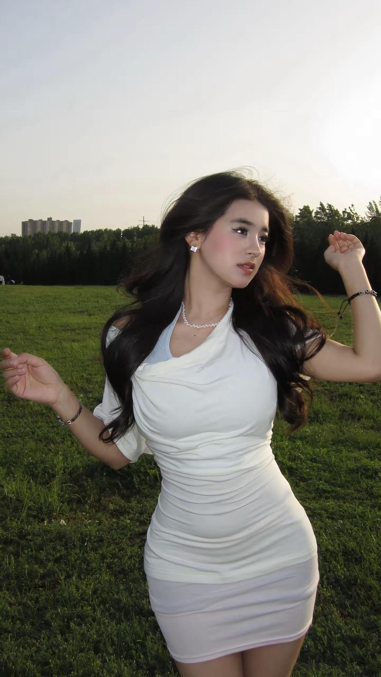梨形女孩的一周穿搭合集。辣妹穿搭 夏日穿搭 穿搭合集 今天穿什么