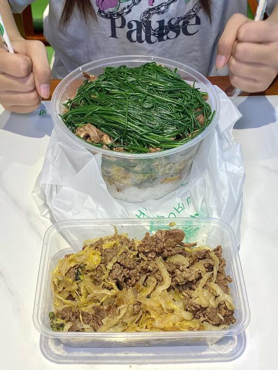 深圳新当代鸦片。。。。。