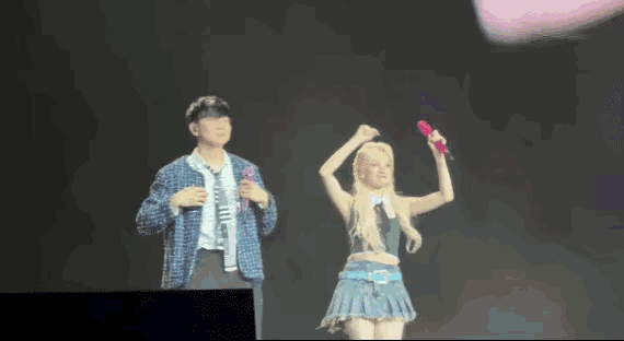 宋雨琦舞台实力竟然这么强吗![震惊]作为林俊杰首尔演唱会特邀嘉宾，烟嗓合唱直接炸