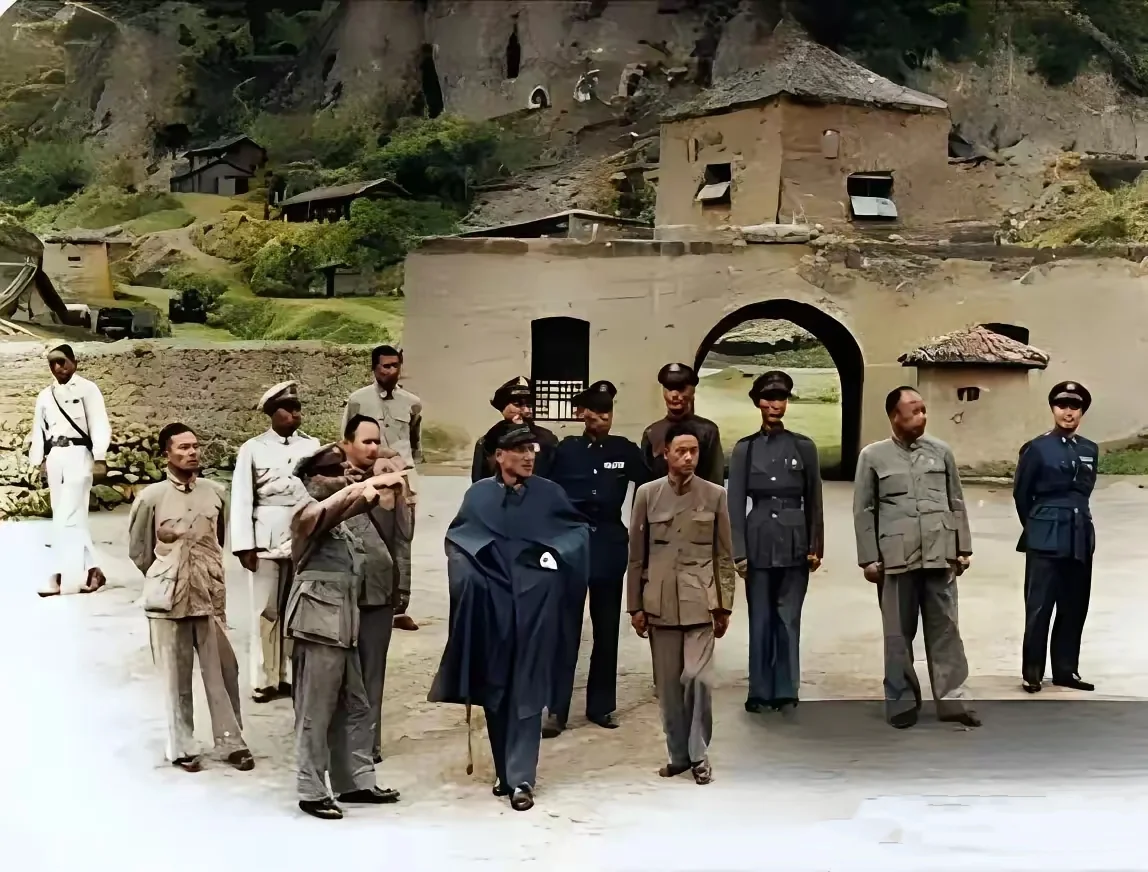 解放战争中，蒋校长意气风发的一张照片