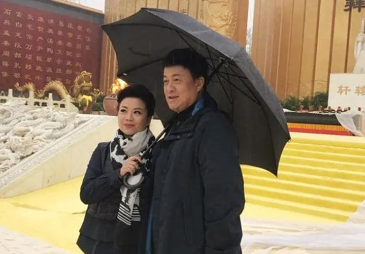 不认可吕继宏的婚姻观

男高音歌唱家吕继宏年过半百，至今未婚，他不婚的理由很牵强