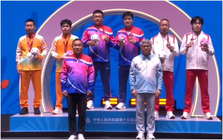 全运会乒乓球项目成绩排名前八省份。
1、上海队1金1银1铜(男单、男团、女团）。