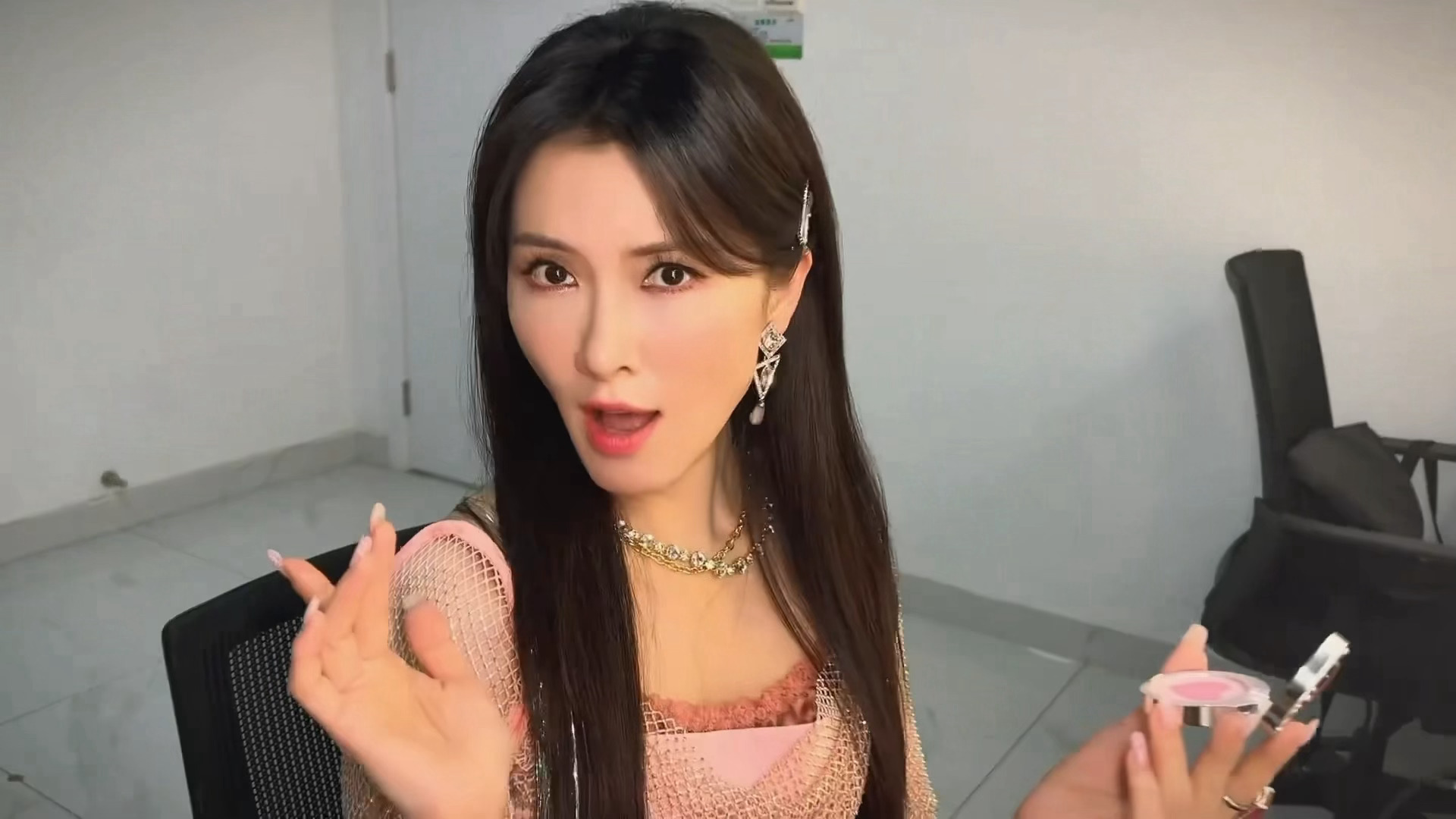 此皮好美。。。。。 