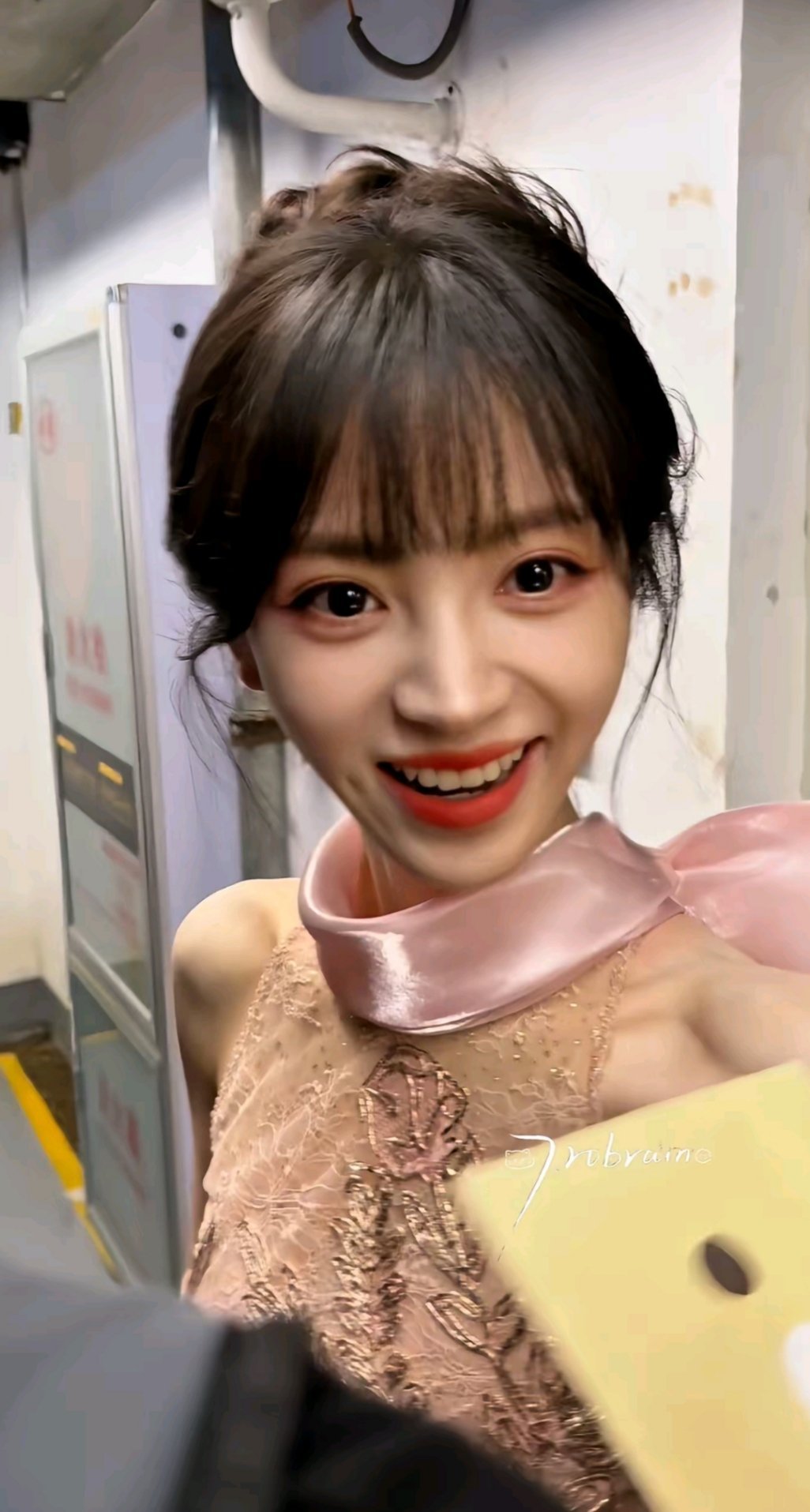 嫁金钗官宣了田曦薇【田曦薇】甜颜顶美怼脸的冲击力   cr·7robrain 