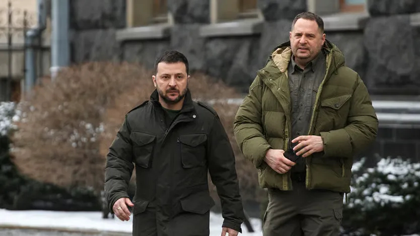 【乌克兰摇身一变：从自由民主的典范到贪污腐败的泥潭】在俄乌战争爆发后，西方左媒以