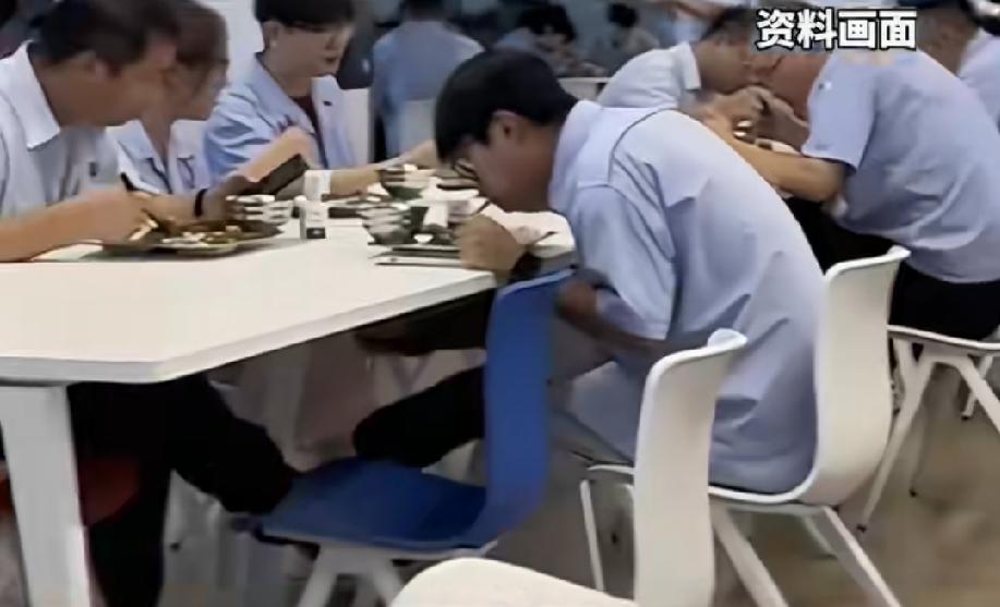 真是没想不到！
一家上市公司居然会这么做！

星宇股份批量劝退应届生”被投诉，大