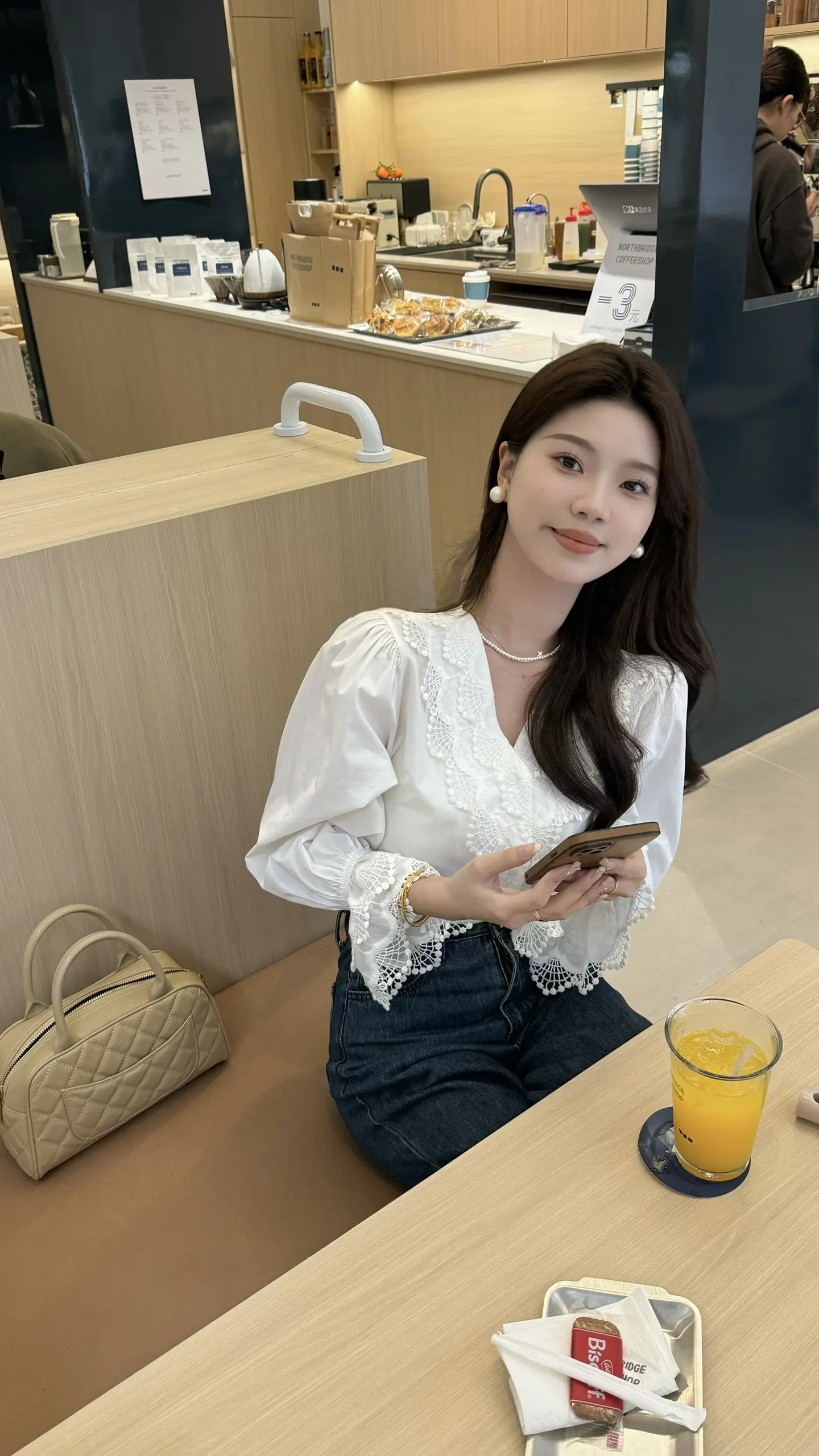 你的生活当然不会一帆风顺 它会转弯 然后幸福
