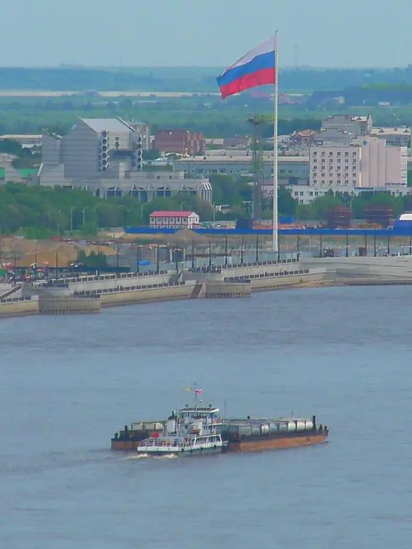 日本在军事上挑衅俄罗斯，核心动因是借美国“印太战略”之势，推动自身“再军事化”进